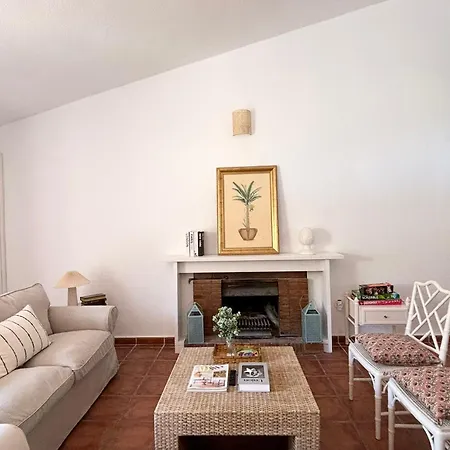 Chalet Las Acacias, *